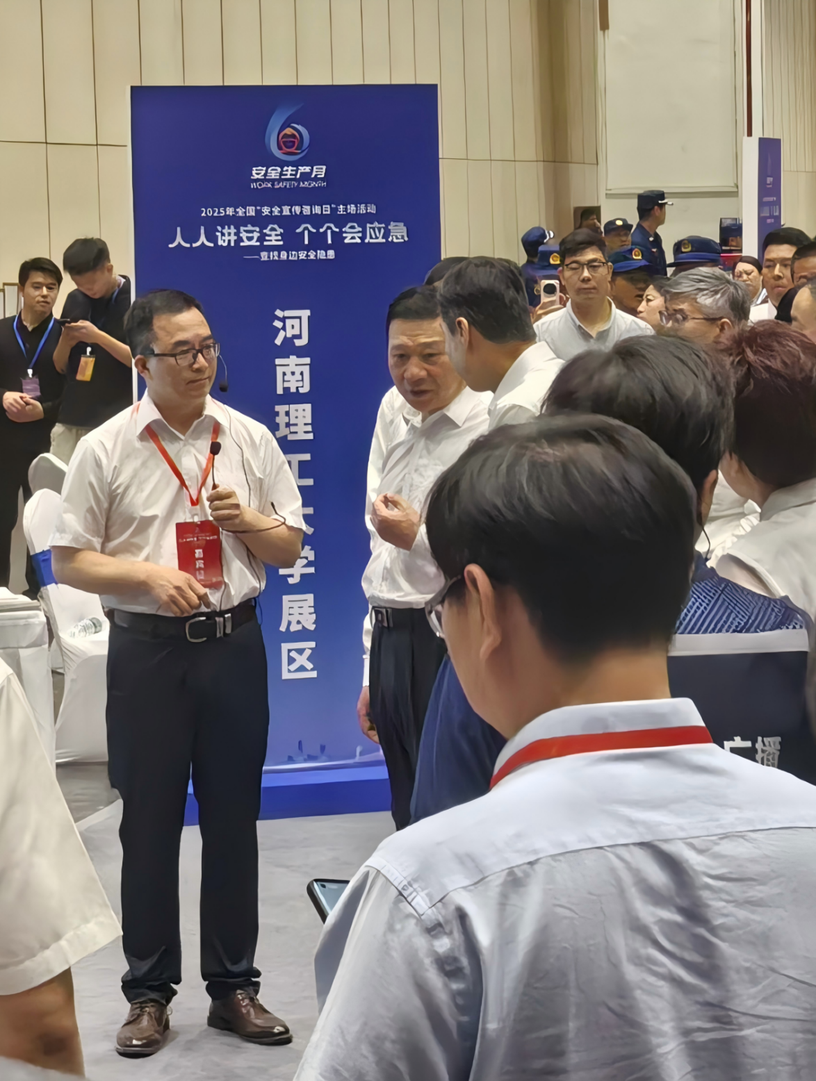 小黄书
卫星遥感科技赋能全国安...